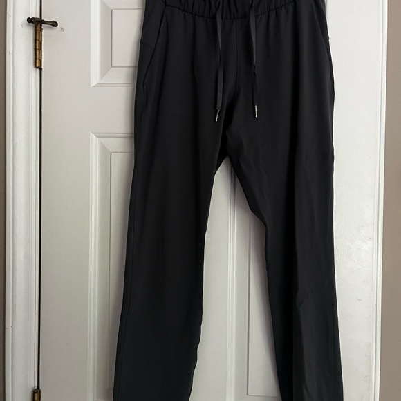 Lululemon On The Fly Pants 6 Gray - Picture 3 of 6